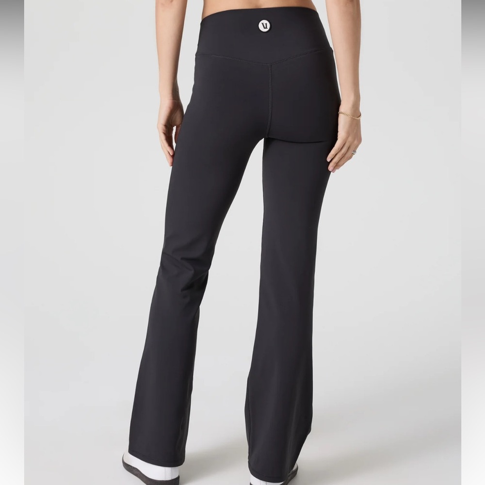 Vuori Black Boot-Cut High-Waist Performance Pants